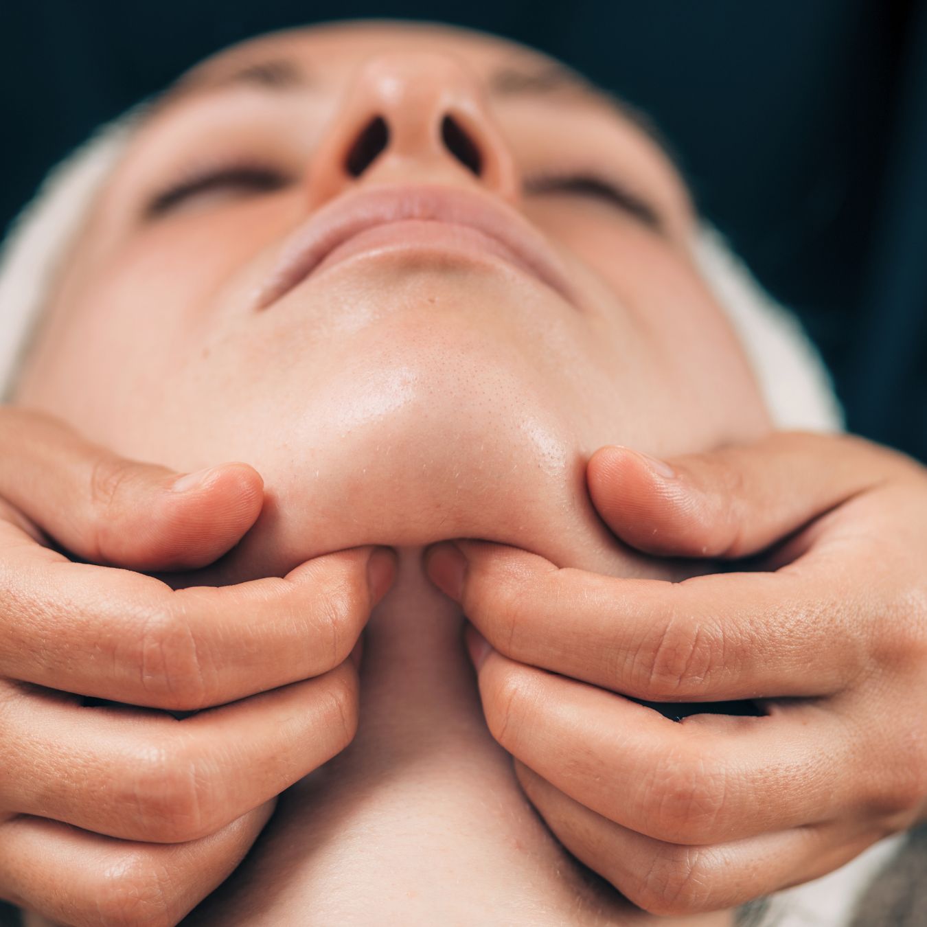 Masaje facial reafirmante